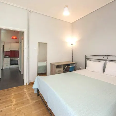 Perfect Choice For Your In The Center Of Apartment Athens