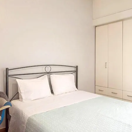 Perfect Choice For Your In The Center Of Apartment